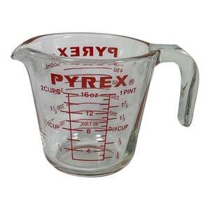 Vintage Pyrex Glass Measuring Cup Red Lettering Open J Handle 2 Cup 1 Pint